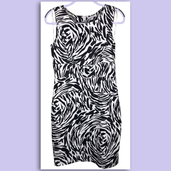 Calvin Klein Sleeveless Square Knee High Dress size 8 - Picture 1 of 9